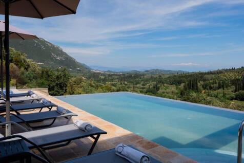 Infinity pool to view