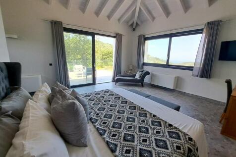 Main bedroom to windows
