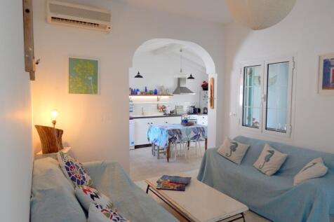 Sitting room spitaki