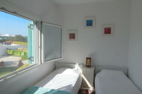 Twin room spitaki