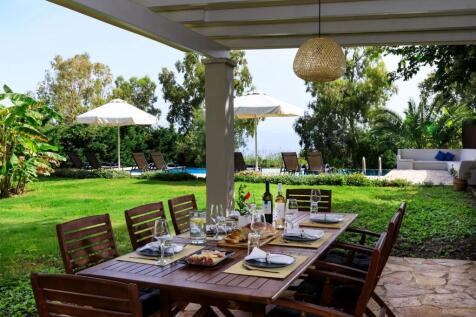 Covered terrace