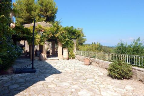Terrace and covered pergola