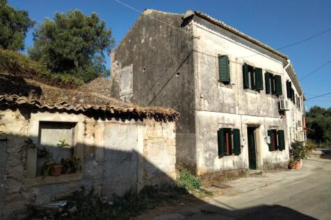 front with row houses