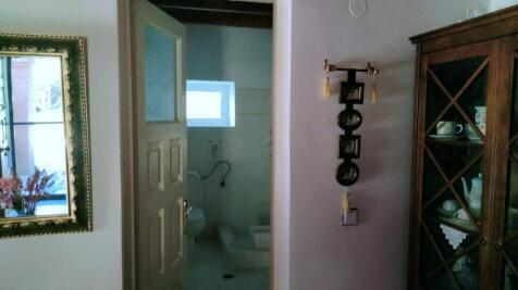 Door to shower room