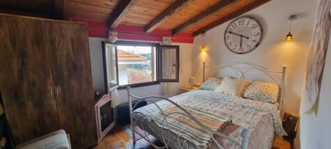 Bed 1