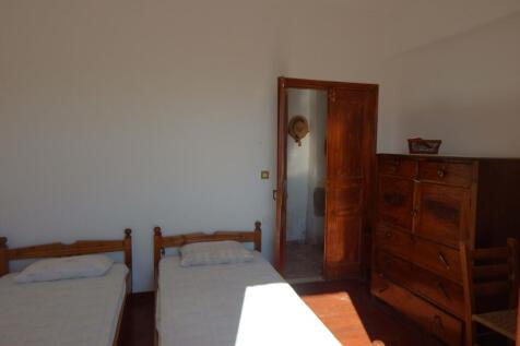 Downstairs bedroom