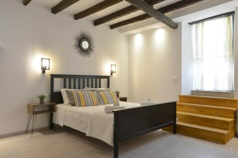 Downstairs bedroom
