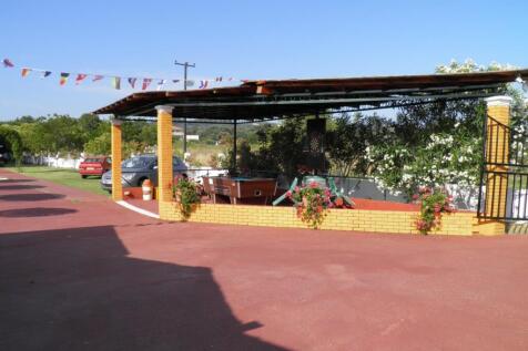 pool bar