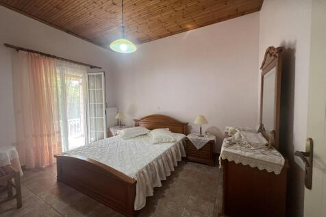 bedroom1