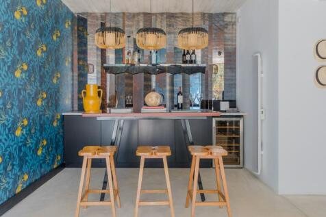 Bar area