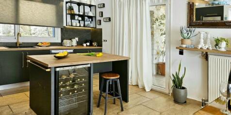 Kitchen to terrace