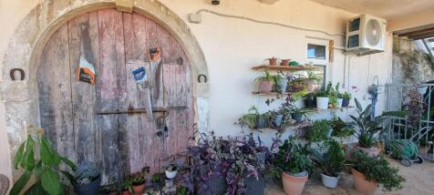BARN DOOR 