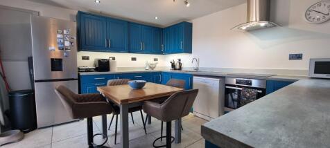KITCHEN 2 B