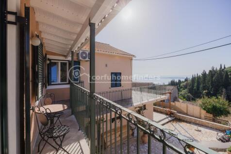 Upstairs balcony