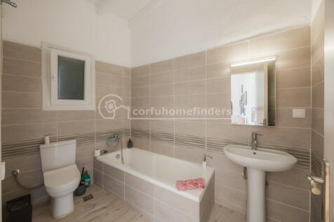 Upstairs bathroom