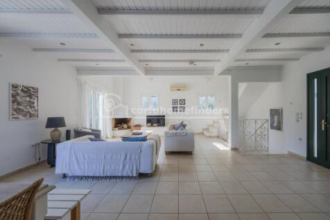 Sitting from kitchen