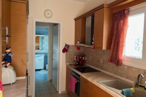 kitchen/bathroom