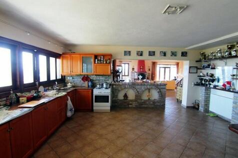 Kitchen to sitting