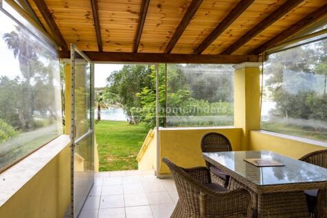 Terrace to sea view