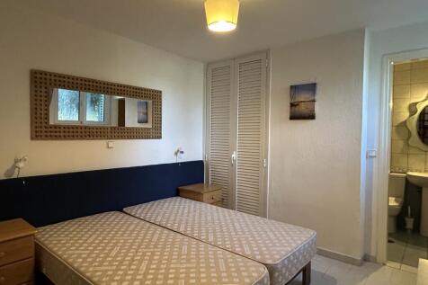 Bedrooom