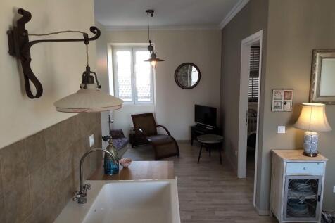 Kitchen to sitting