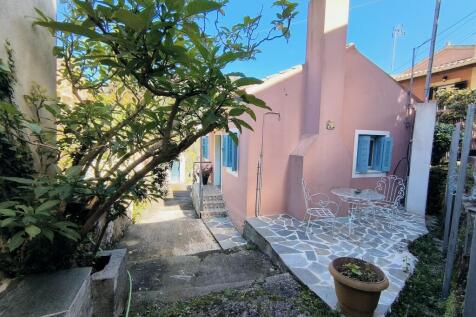 Walkway to house