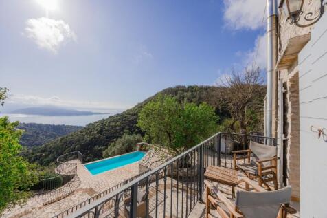 Balcony to view