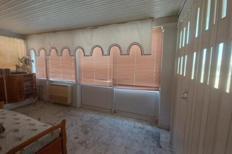 Covered veranda