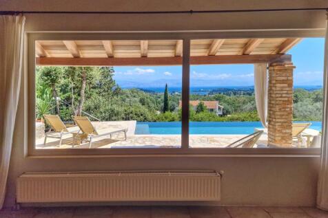Sitting room window to pool