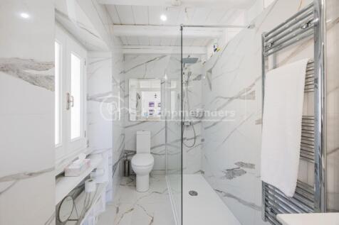 MH shower room