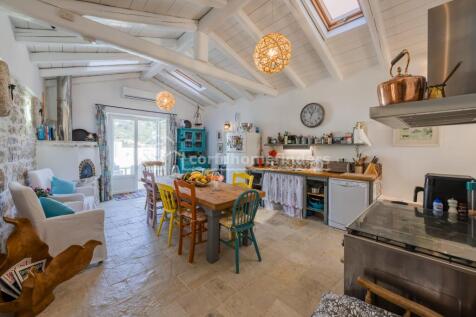 MH kitchen