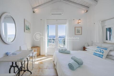 Cottage main bed to view