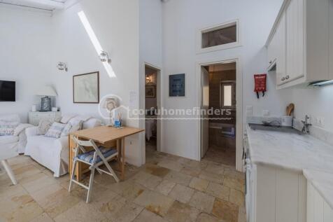 CT kitchen to twin and bathroom