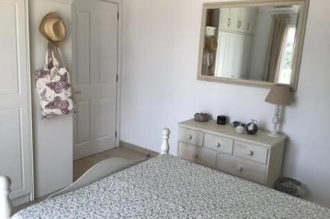 bedroom2