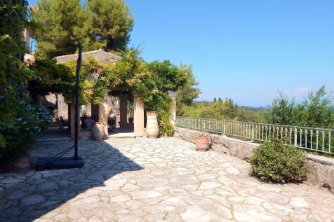 Terrace and covered pergola