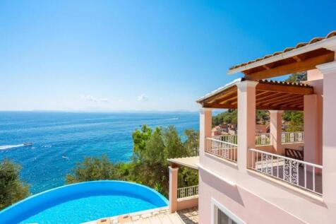 House and pool