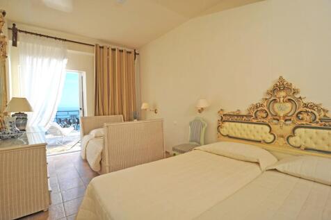 upstairs bedroom