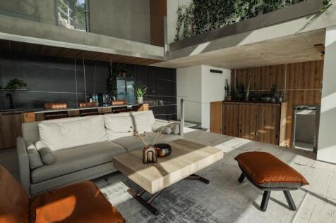 Kitchen/sitting