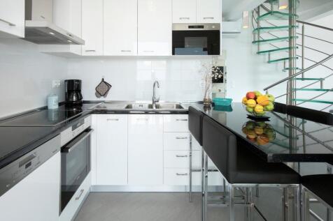 Kitchen 1