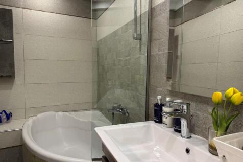 bathtub 2