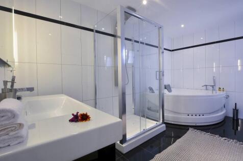 Bathroom B