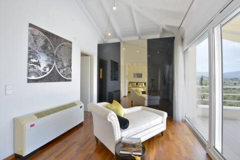 Main bedroom C