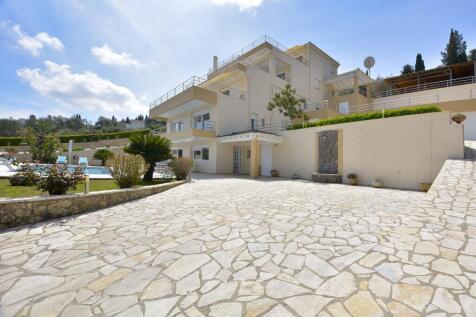 House from the parking