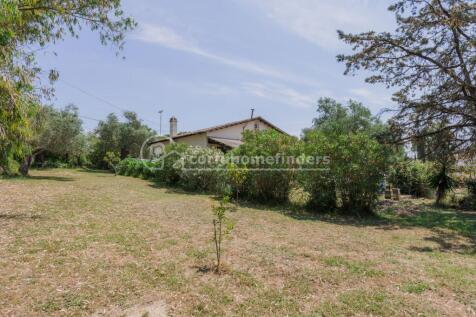 House to garden