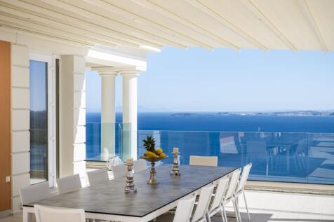 Eating area and view