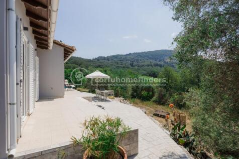 Side terrace to view