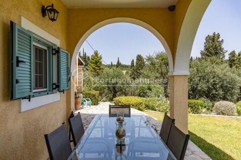 Covered terrace eating area