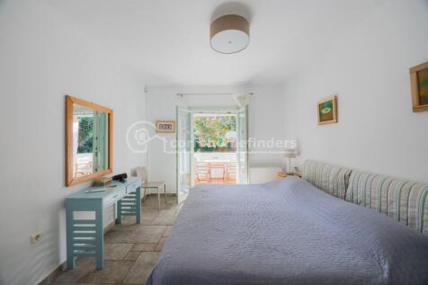 Bedroom downstairs