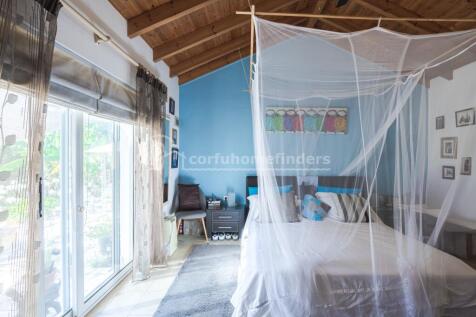 Main bedroom to view