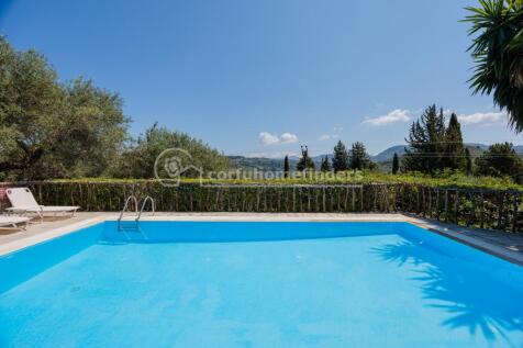 Pool to view